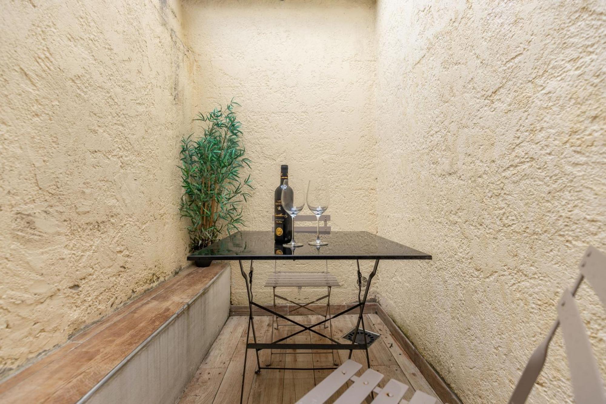 Le Neo - Studio Chic Avec Sa Cour Privative Et Fibre Bergerac Exterior photo